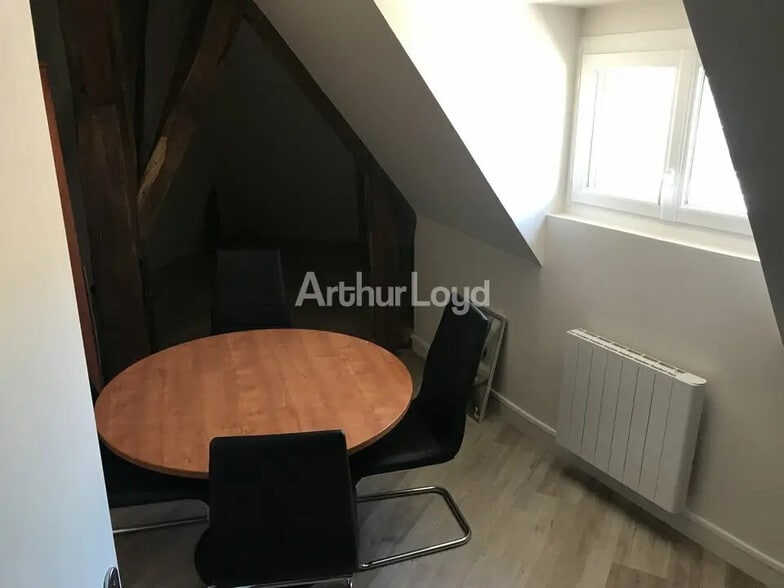 Bureau dans Épernay à louer - Photo intérieure – Image 3 sur 4