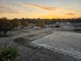 Plus de détails pour 11200 E Truman Rd, Independence, MO - Local commercial à vendre