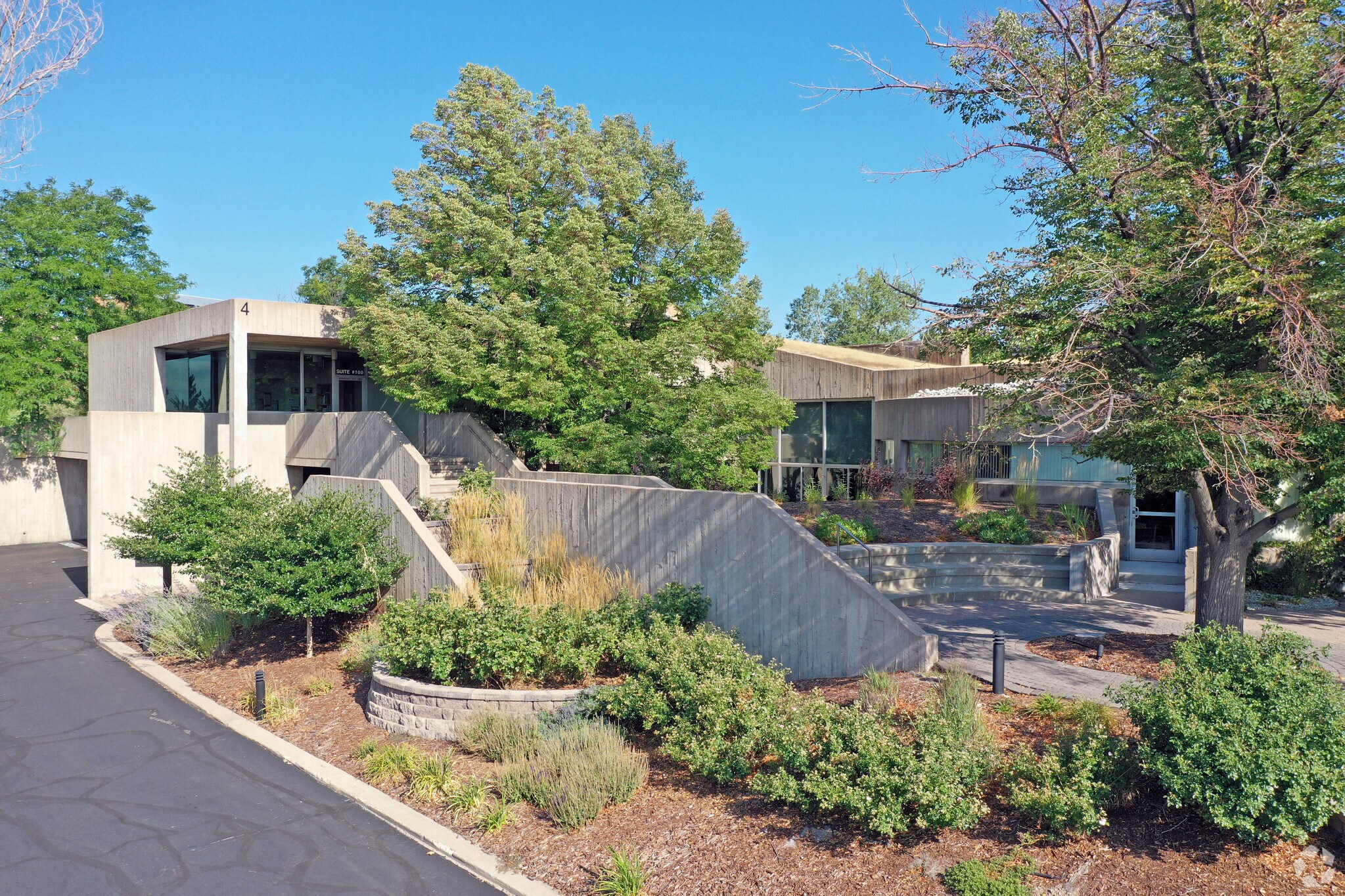 4 Inverness Ct E, Englewood, CO à vendre Photo principale– Image 1 sur 30