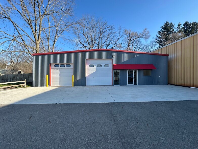 3499 E Main St, Kalamazoo, MI à louer - Photo de l’immeuble – Image 1 sur 27