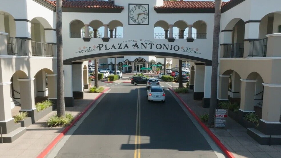 22361-22451 Antonio Pky, Rancho Santa Margarita, CA à louer - Vidéo sur l’annonce professionnelle – Image 2 sur 33