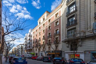 Plus de détails pour Calle De Ayala, 27, Madrid - Bureau à louer