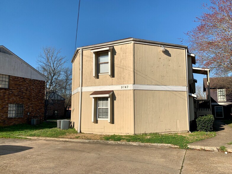 5745 Horton Ave, Jackson, MS à vendre - Photo de l’immeuble – Image 3 sur 31