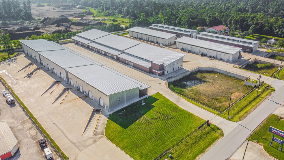 331 Corporate Wood Dr, Magnolia, TX à louer - Aérien – Image 2 sur 27