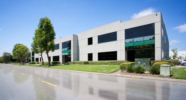 10855 Business Center Dr, Cypress, CA à louer Photo de l’immeuble– Image 1 sur 2