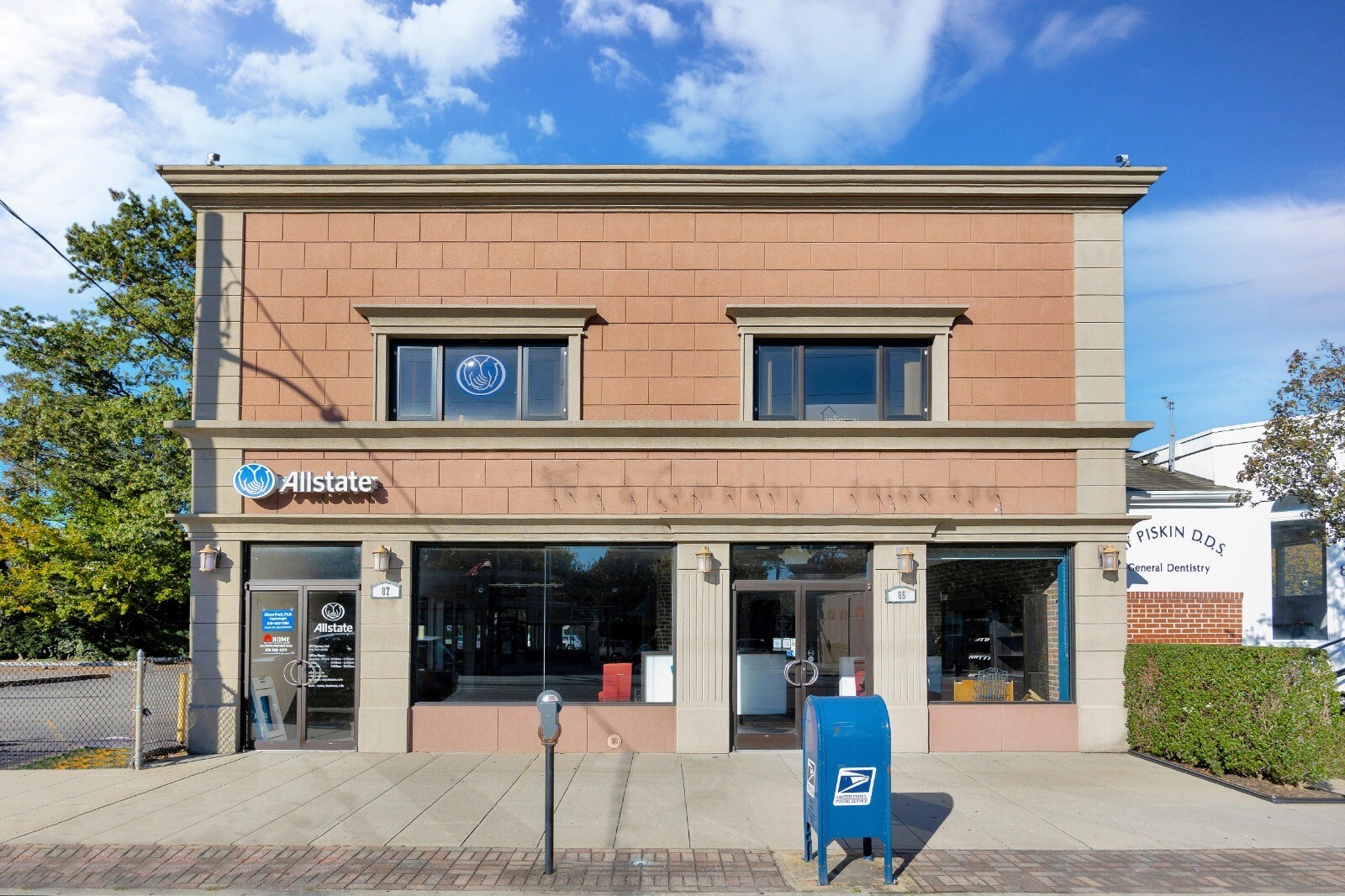 85-87 Covert Ave, Floral Park, NY à louer Photo principale– Image 1 sur 5