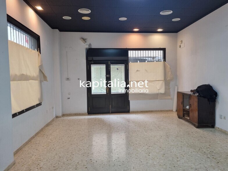 Local commercial dans València, Valencia à louer - Photo de l’immeuble – Image 2 sur 7