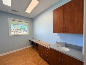 877 W Fremont Ave, Sunnyvale, CA à louer Photo intérieure– Image 2 sur 4