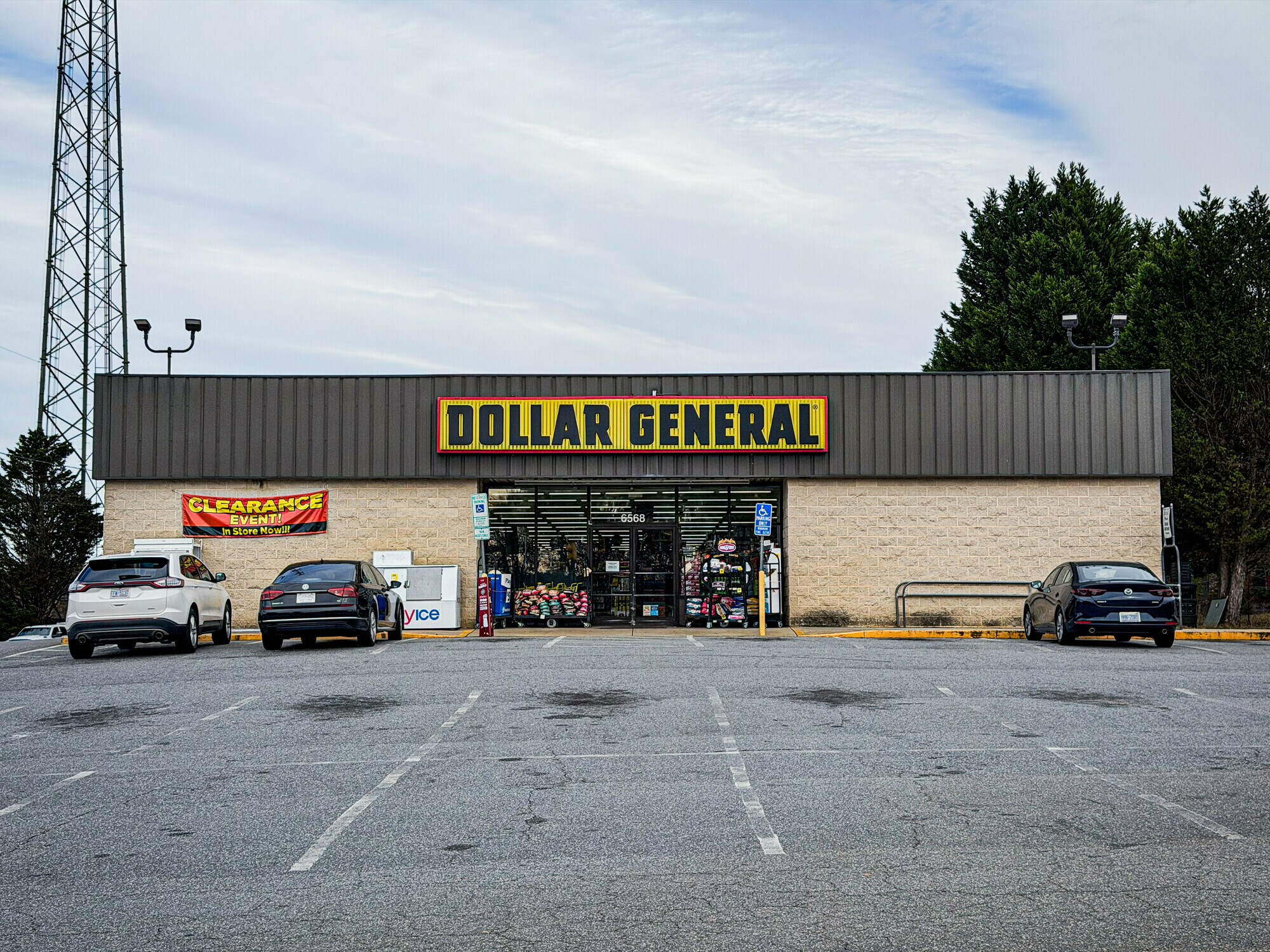 6568 N NC Highway 16, Conover, NC à vendre Photo principale– Image 1 sur 6