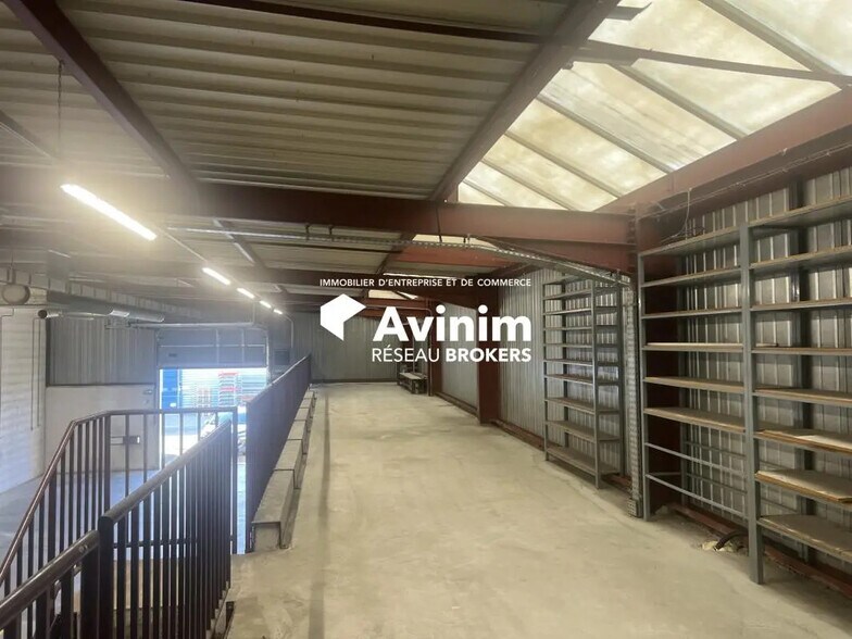 Industriel/Logistique dans Crémieu à vendre - Photo intérieure – Image 3 sur 16