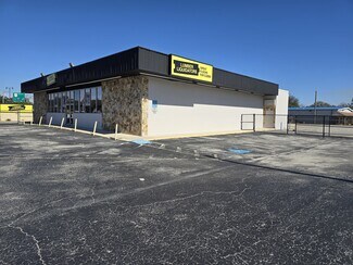 Plus de détails pour 2885 S Orlando Dr, Sanford, FL - Local commercial à louer