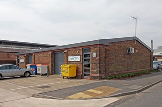 Plus de détails pour 400 Montrose Ave, Slough - Industriel/Logistique à louer