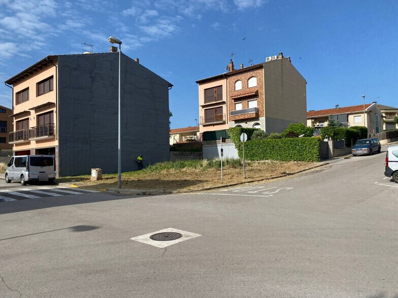 Carrer Joan Miró, Avinyó, Barcelona à vendre - Autre – Image 3 sur 4