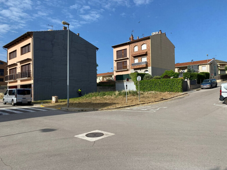 Carrer Joan Miró, Avinyó, Barcelona à vendre - Autre – Image 3 sur 4