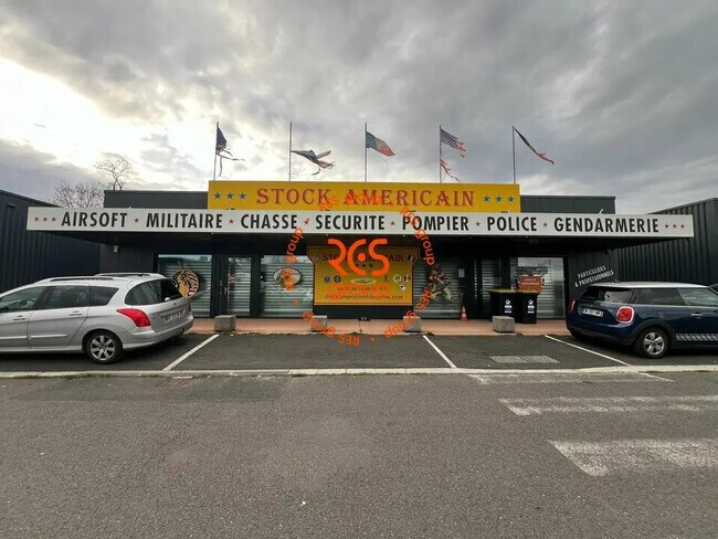 Plus de détails pour Industriel/Logistique à louer