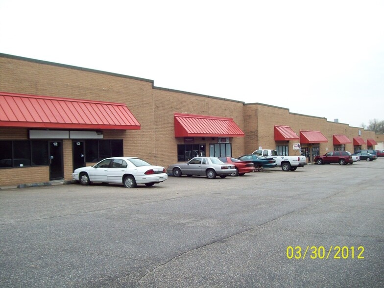 550 Crain Hwy N, Glen Burnie, MD à louer - Photo de l’immeuble – Image 1 sur 6