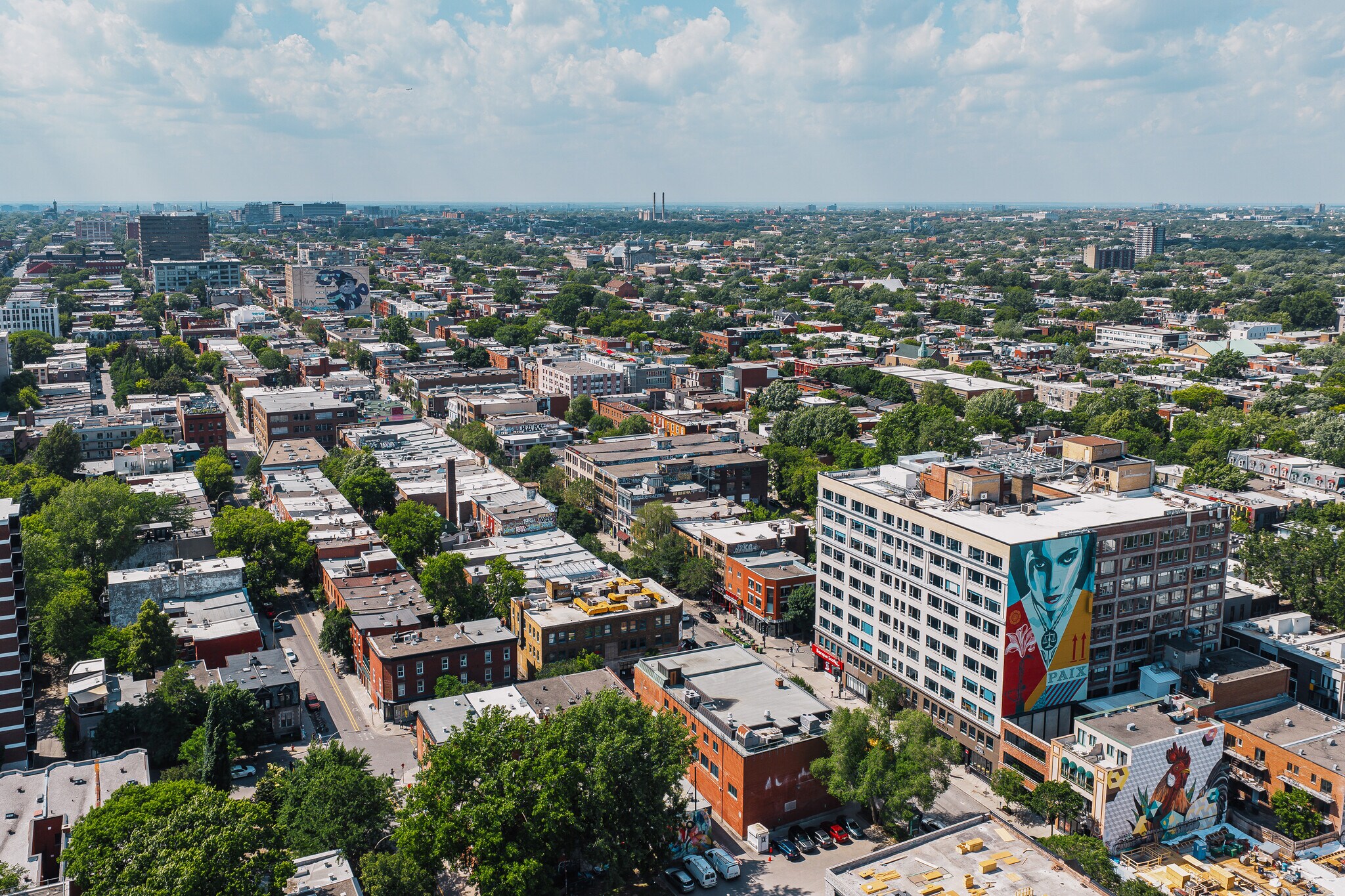 3575 Boul Saint-Laurent, Montréal, QC à louer Photo principale– Image 1 sur 8