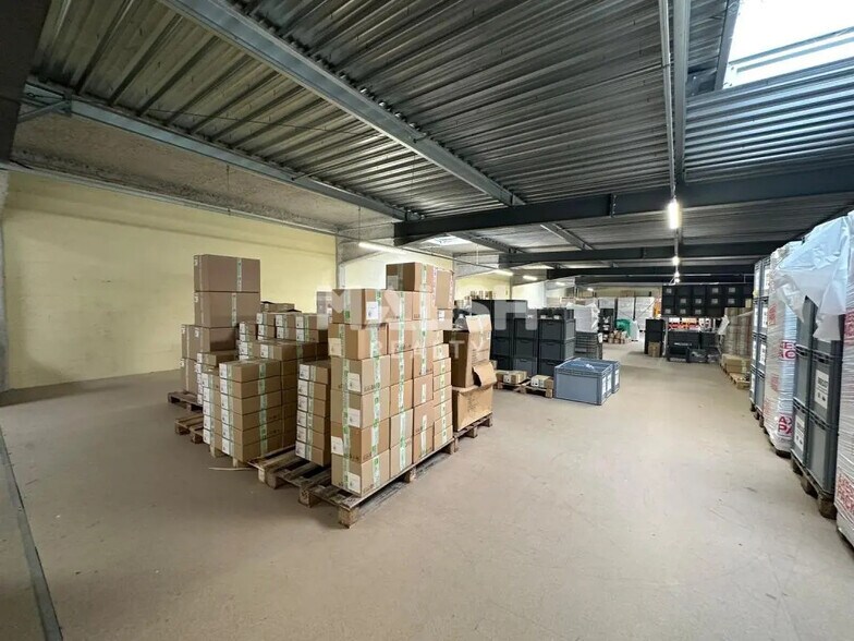 Local d'activités dans Rillieux-la-Pape à vendre - Photo intérieure – Image 3 sur 11