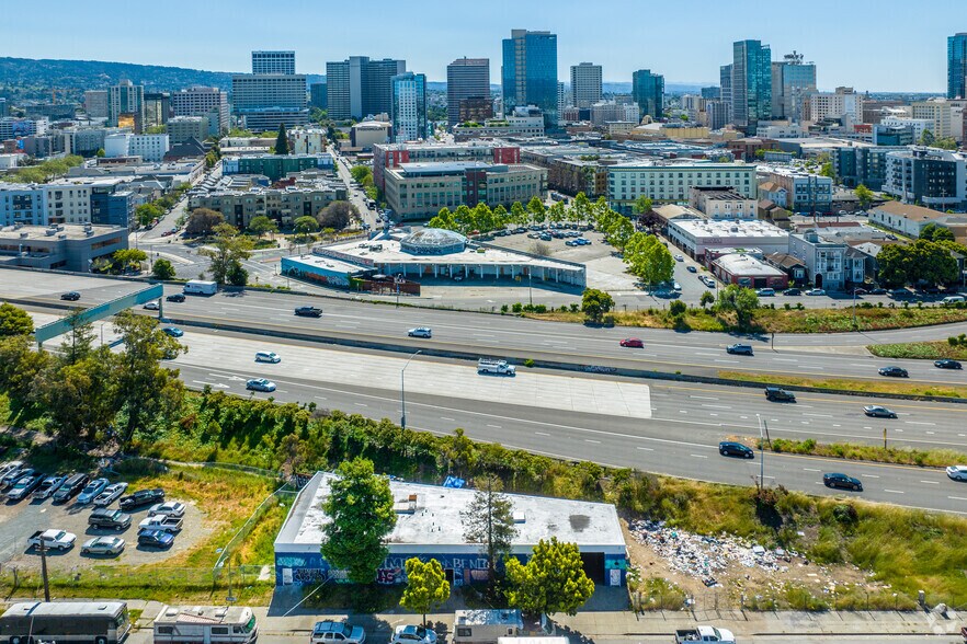 2020 Brush St, Oakland, CA à louer - Photo de l’immeuble – Image 1 sur 20