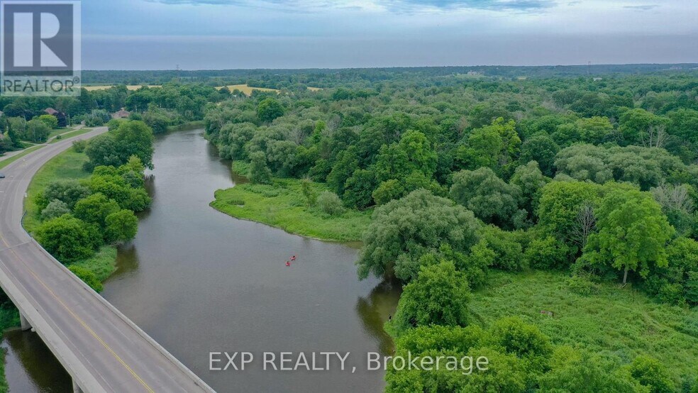 1751 Sawmill Rd, Waterloo, ON à vendre - Photo de l’immeuble – Image 2 sur 7