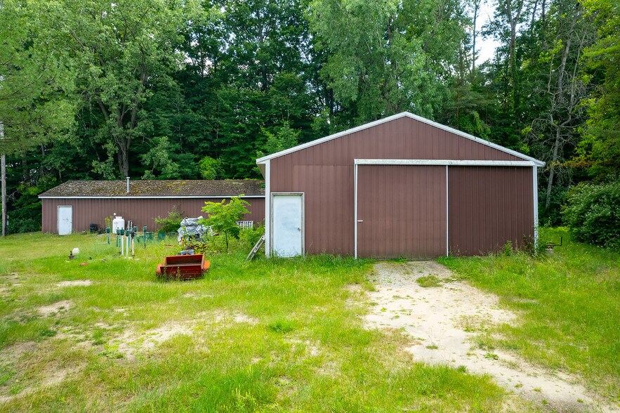 3749 Haines Rd, Attica, MI à vendre - Photo de l’immeuble – Image 2 sur 18
