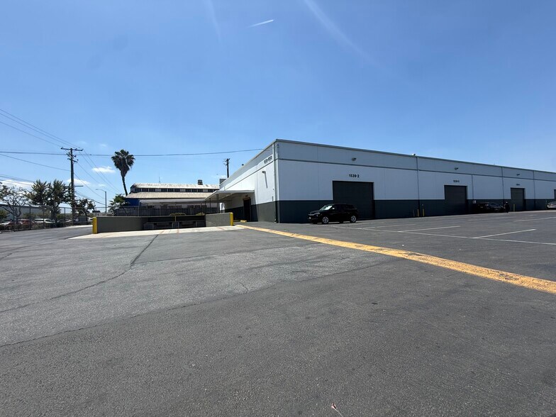 1539-1553 Greenwood Ave, Montebello, CA à louer - Photo de l’immeuble – Image 1 sur 6