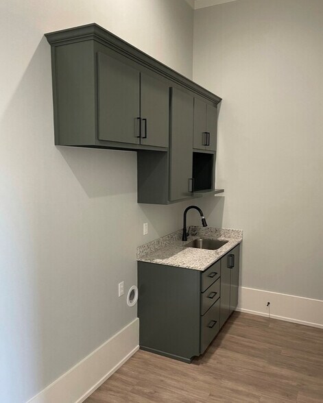 4021 W.E. Heck Ct, Baton Rouge, LA à louer - Photo intérieure – Image 2 sur 14