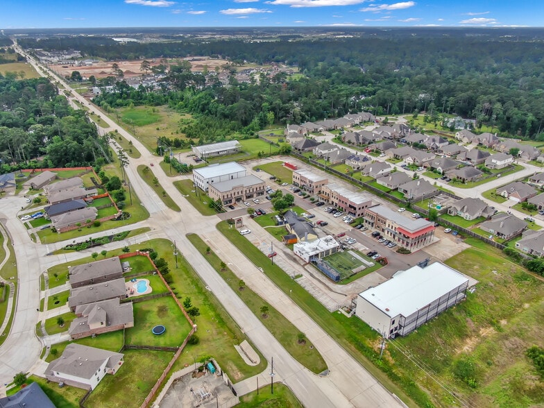 23911 Gosling Rd, Spring, TX à vendre - Photo de l’immeuble – Image 3 sur 8