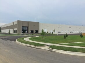 5100 Jeff Commerce Dr, Louisville, KY à louer Photo intérieure– Image 1 sur 2