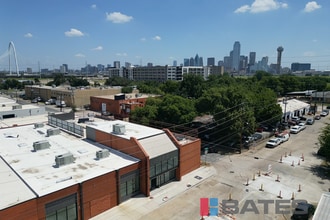 131 Yorktown St, Dallas, TX à louer Photo intérieure– Image 2 sur 10