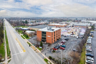 605 E Algonquin Rd, Arlington Heights, IL - VUE AÉRIENNE vue de carte