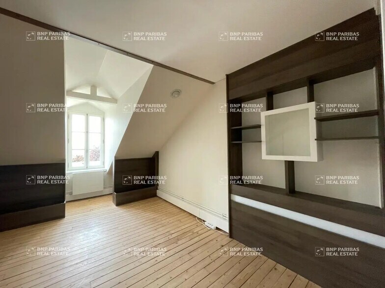 77 Boulevard Alexandre Martin, Orléans à louer - Photo de l’immeuble – Image 2 sur 7