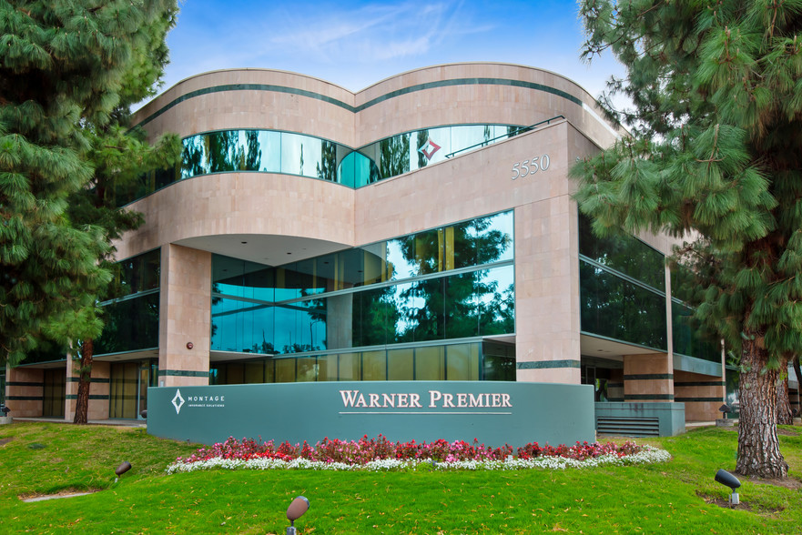 5550 Topanga Canyon Blvd, Woodland Hills, CA à vendre - Photo de l’immeuble – Image 1 sur 19