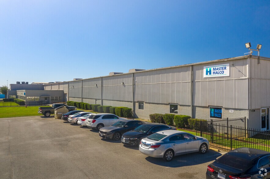 5000 South Fwy, Fort Worth, TX à louer - Photo de l’immeuble – Image 3 sur 3