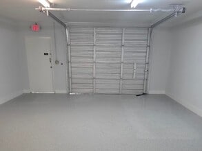 861 SE 47th Ter, Cape Coral, FL à louer Photo intérieure– Image 1 sur 1