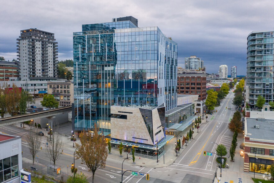 777 Columbia St, New Westminster, BC à louer - Photo de l’immeuble – Image 3 sur 10
