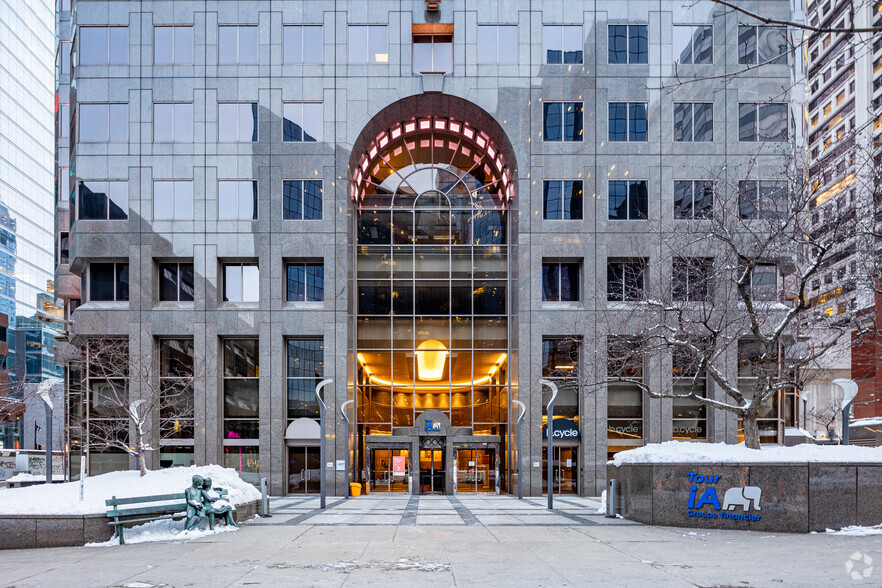2000 Av McGill College, Montréal, QC à louer - Photo de l’immeuble – Image 3 sur 3