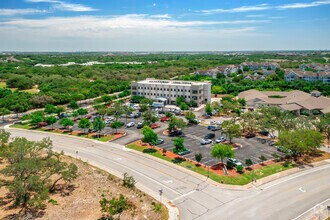 10010 Rogers Xing, San Antonio, TX - Vue aérienne vue de carte - Image1