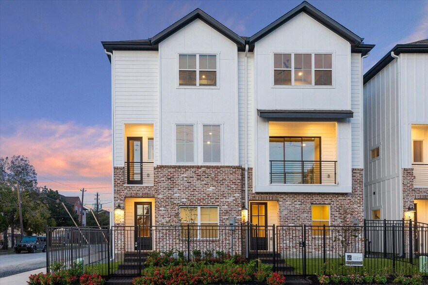 147 Eastwood St, Houston, TX à vendre - Photo principale – Image 1 sur 1