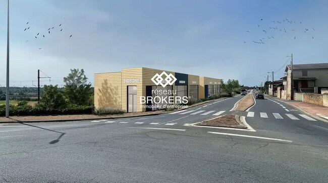 Plus de détails pour Local d'activités à louer