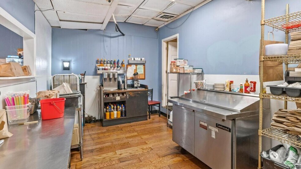 4 Mill St, Mount Holly, NJ à vendre - Photo de l’immeuble – Image 3 sur 9