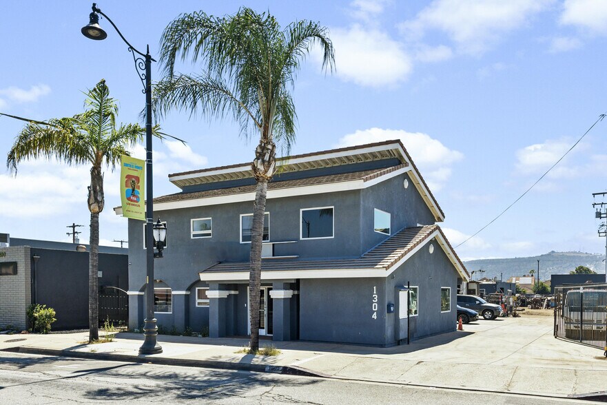 1304 Santa Anita Ave, South El Monte, CA à louer - Photo de l’immeuble – Image 2 sur 19