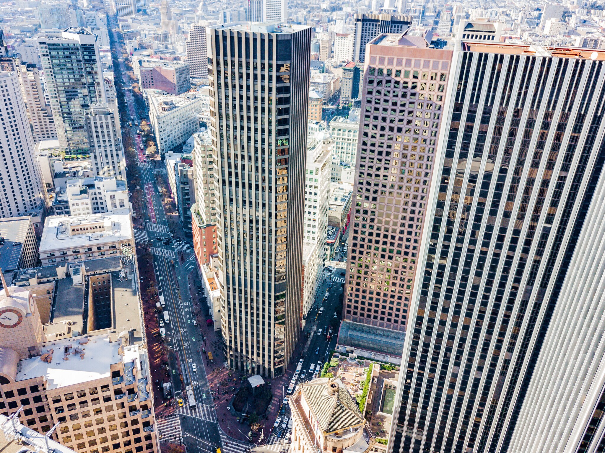 1 Post St, San Francisco, CA à louer Photo de l’immeuble– Image 1 sur 13