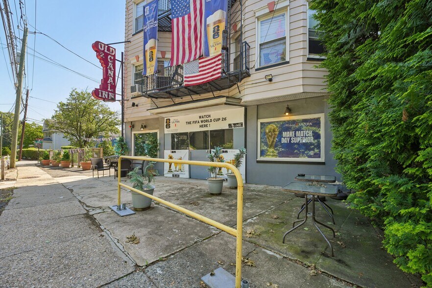 2 E Passaic Ave, Nutley, NJ à vendre - Photo de l’immeuble – Image 3 sur 34