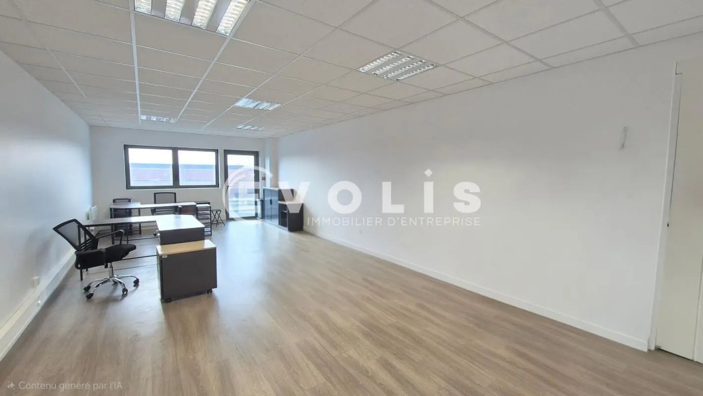 Bureau dans Serris à vendre Photo intérieure– Image 1 sur 3