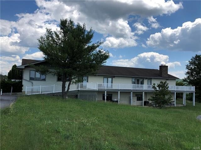 1111 Weir Lake Rd, Brodheadsville, PA à louer - Photo principale – Image 1 sur 4