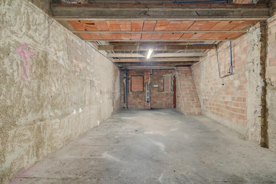 Immeuble residentiel dans Manresa, Barcelona à vendre - Photo intérieure – Image 3 sur 18