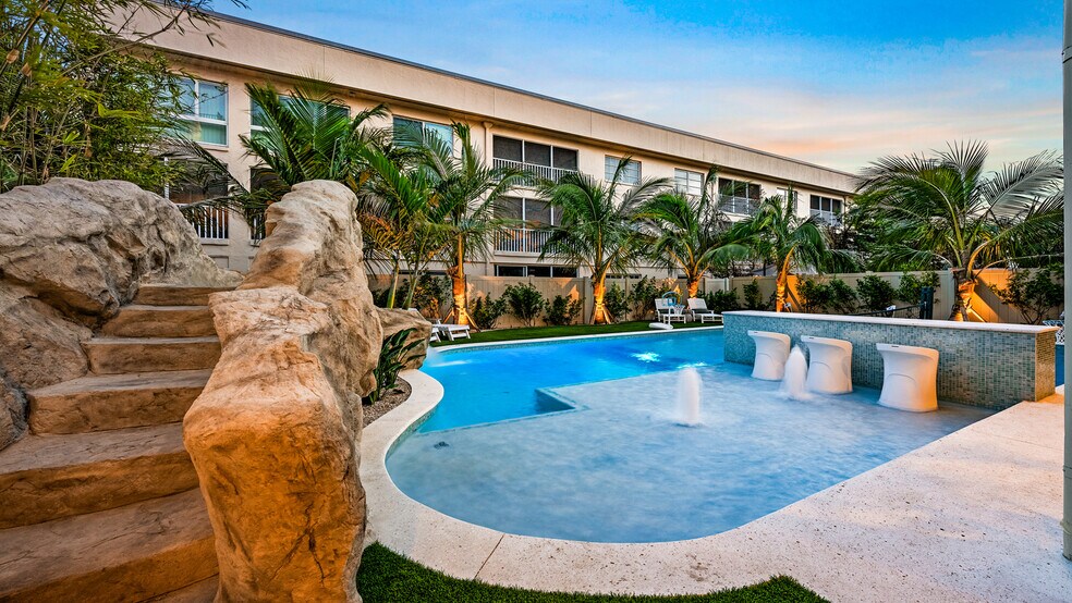 Vunique Vacations Portfolio portefeuille de 2 biens à vendre sur LoopNet.fr - Photo de l’immeuble – Image 3 sur 91
