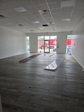 1702 N 50th St, Tampa, FL à louer Photo intérieure– Image 2 sur 8