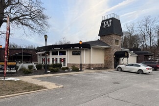 Plus de détails pour 10 Woods Corner Rd, East Setauket, NY - Local commercial à louer
